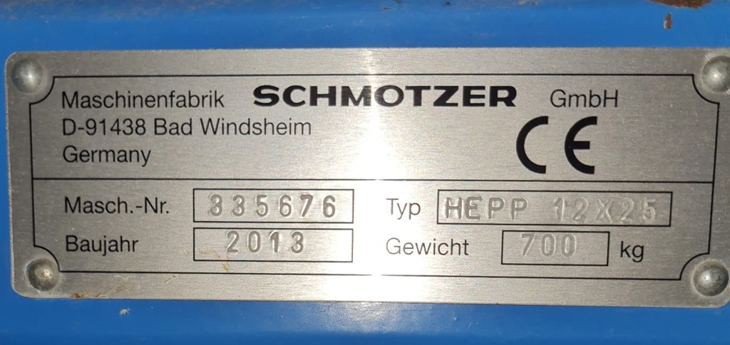 4a27a38c-57d7-4875-9f81-0cb3e965ab01-Schmotzer Getreidehacke3.jpg