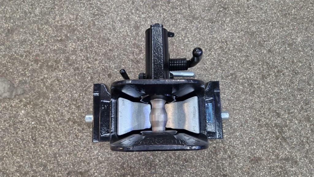 c8feb03a-f845-49f8-87c6-4d000eb7042a-36061 Scharmüller Zugmaul (5).jpg