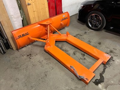 Schnee-Pflug für Stapler