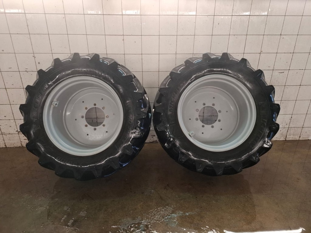 13ff2b70-9a3a-43f3-b071-3b4bd34a2ee2-WhatsApp Bild 2025-11-24 um 20.jpg