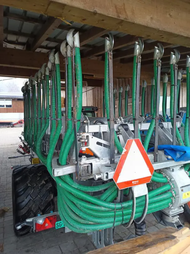 431fb832-27b0-4324-8fe9-950a8a9b4366-WhatsApp Image 2025-12-24 at 07.jpg