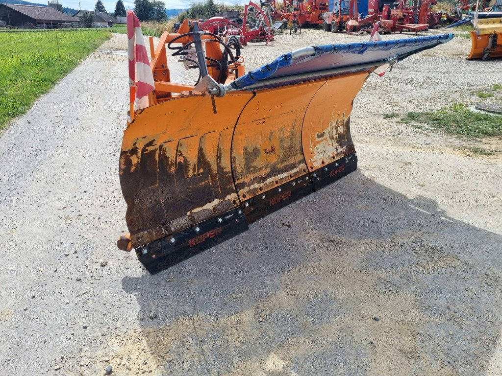 8bfc159e-4f3e-4d5d-a4d3-6a8b667d3a24-Boschung Montavon (2).jpg