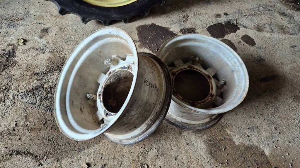 b7398bac-8f53-4c67-a564-e9df1b2564ad-