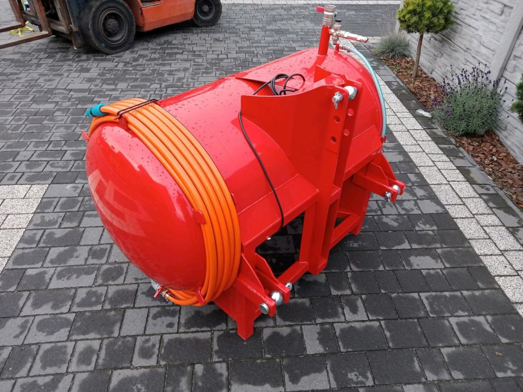 51d6cd95-230e-4c26-ad7a-fc5f7007bb5e-3 conv.jpg