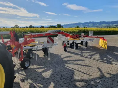 Pöttinger Kreiselschwader Top 632A