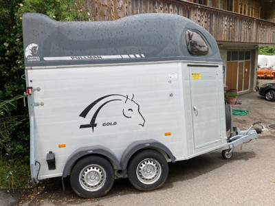 Pferdeanhänger Sachentransportanhänger