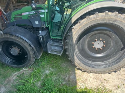 Pflegebereifung 270/95 R44 & 230/95 R32