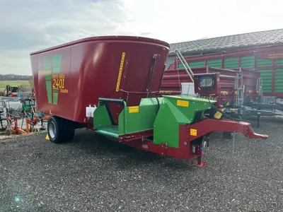 Mélangeuse de fourrage Strautmann