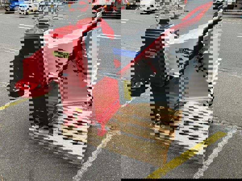 b24d6650-116e-4d57-98c1-a88580b681e6-Langhacker Urban TR 75 6.jpg