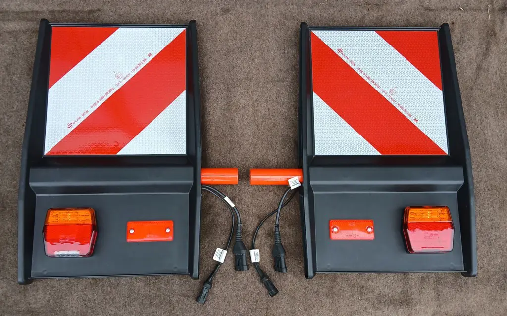 Warntafeln mit wasserdichten Supersealstecker