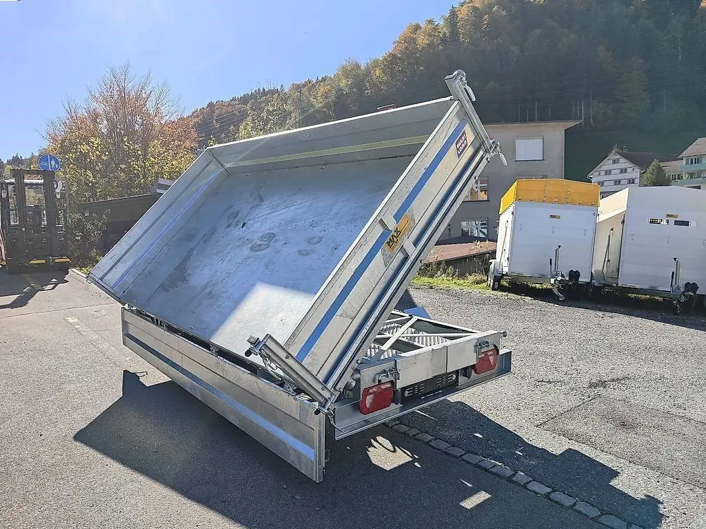 50012ce5-d286-479e-9ca3-b7e748632568-Kipperanhänger.jpg