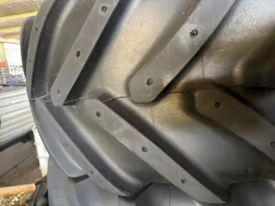 Räder 440/65 R 24 Michelin