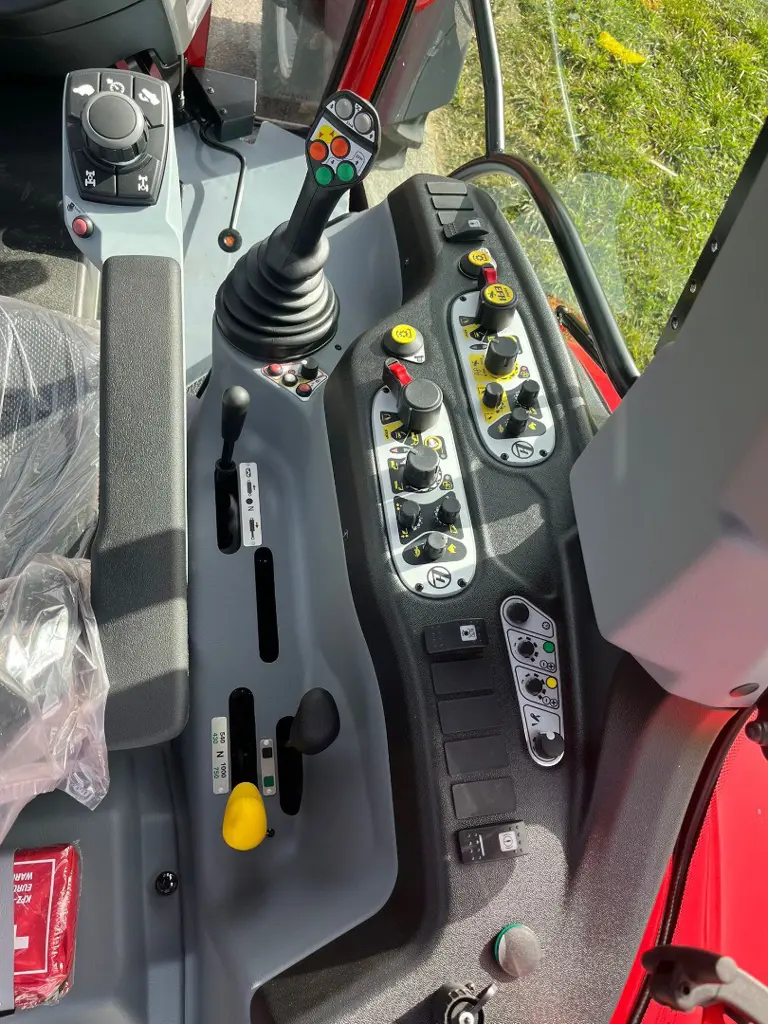 b4f47195-9435-4c1b-9055-131eff7975ad-WhatsApp Image 2026-03-05 at 12.jpg