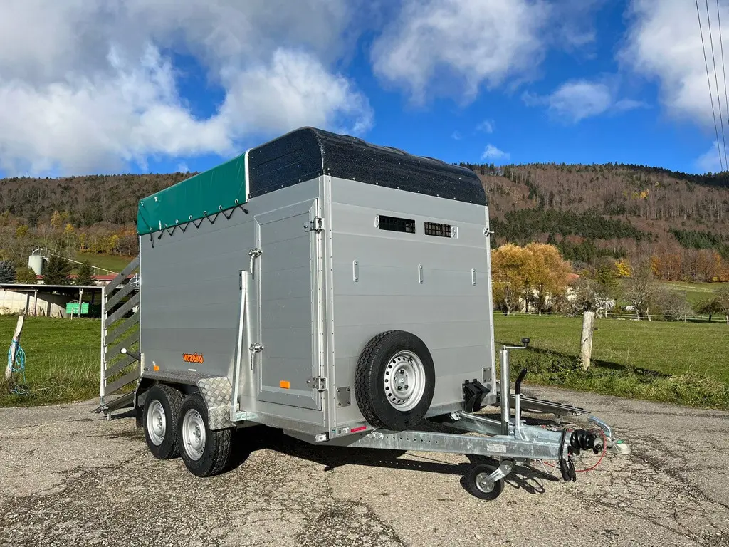 1e11108c-90c6-4d7b-ad34-7a4dd5930f62-Vezeko 2700 D (2).jpg