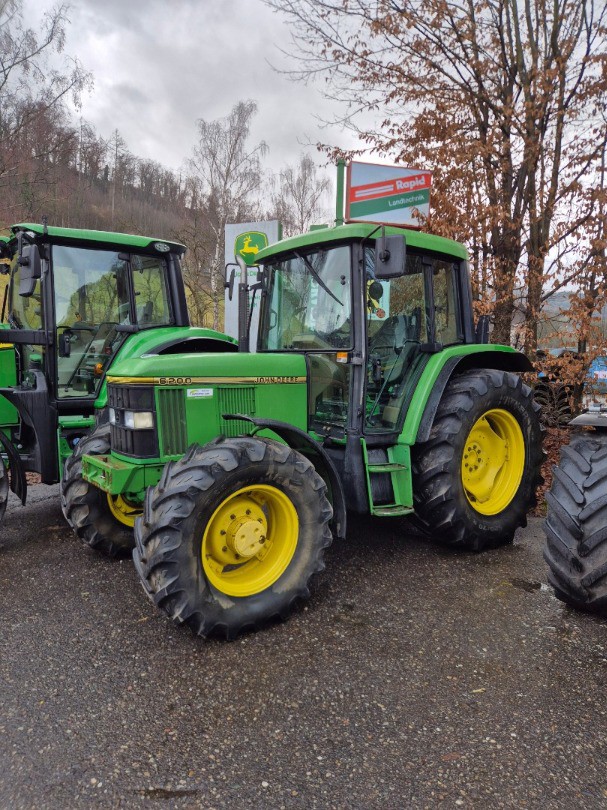 Traktor John Deere 6200 / 40 Km/h