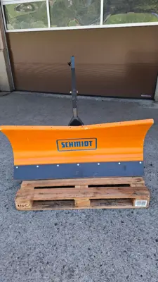 AEBI/SCHMIDT Schneepflug EN 13