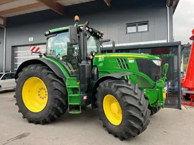 Tracteur John Deere 6215R