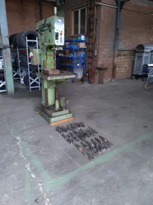 Bohrmaschine Alzmetall inkl. Spiralbohrer