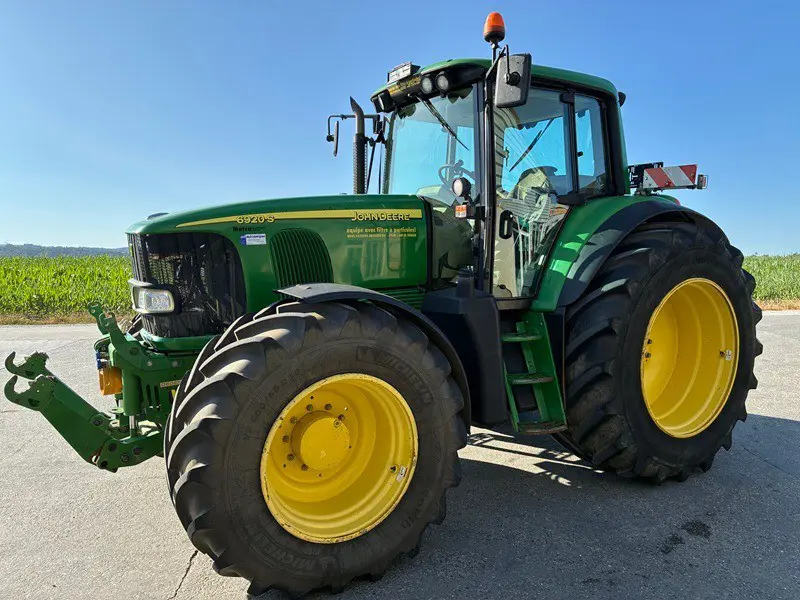 59497ca4-2797-4fae-9cfe-693f533ed0b0-John deere 6920 S 1.jpg