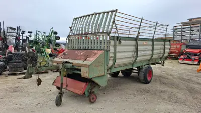 Autochargeuse Agrar LW 330