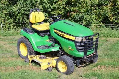 Rasentraktor John Deere X540