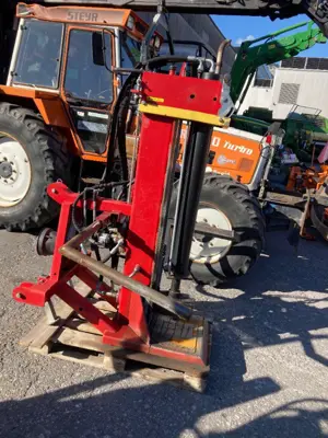 Holzspalter Bartholet 20t, 2008
