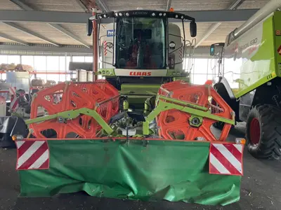 CLAAS Lexion 630 Montana