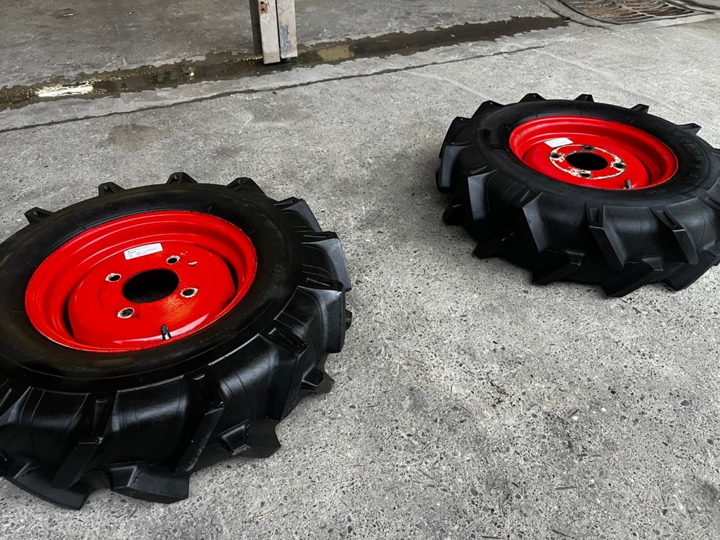 4136cbd3-c503-4815-a9bd-3cbf951b6362-35532 Rapid Räder diverses 6 (3).jpg