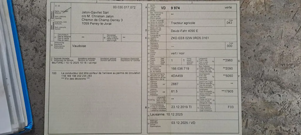 f05ca58c-9017-4709-8c38-9e03fb4a6a69-carte grise Deutz 4090E.jpg