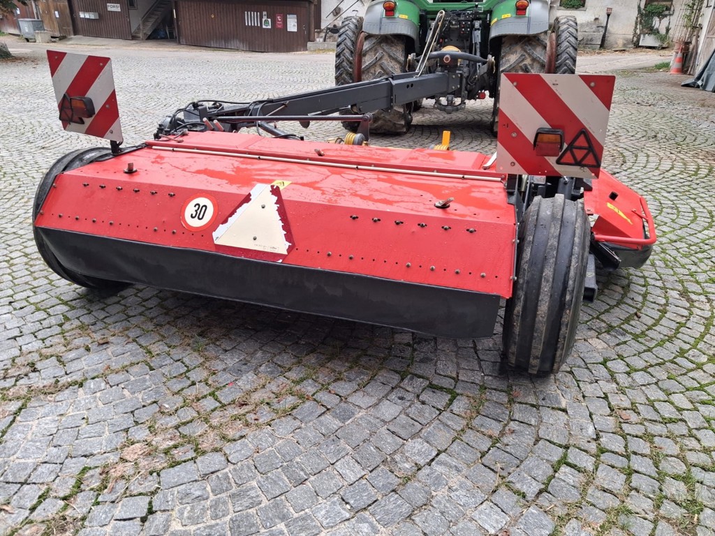 fd274e97-a2a9-4df1-857f-d1aeb605e46f-1087e99e-40ed-40eb-bedc-1bc848650a14.jpg
