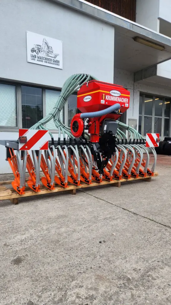 55b256e7-8a02-4959-b61e-6be98940b517-Direktsämaschine_Drillsämaschien Underhaug UM7950 Krummenacher EPS5 Pneumatisch LMB-Maschinen GmbH 3.png