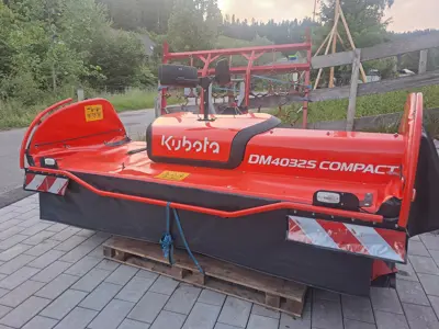 Frontscheibenmähwerk KUBOTA DM4032 S ( Vicon  332 XF Compact DEMO 2026
