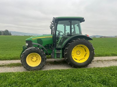John Deere 5090M