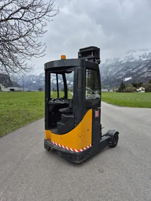 Still FM-SE16 Schubmaststapler