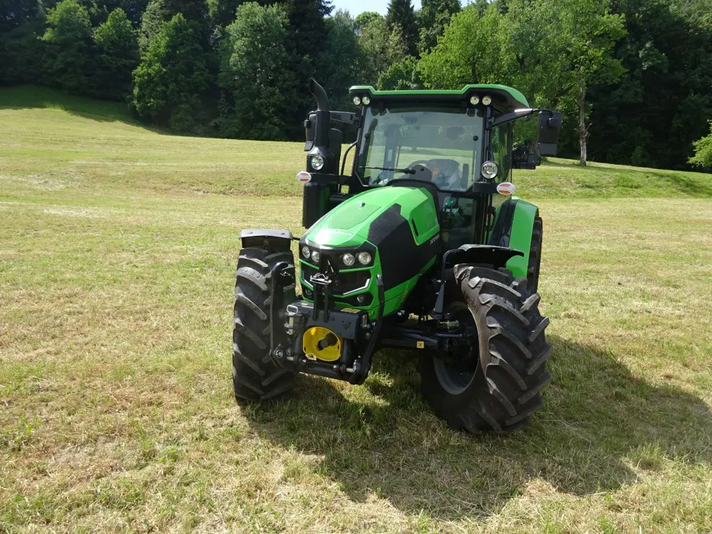 Traktor Deutz 5115 GS mit Fronthydraulik +Zapwelle