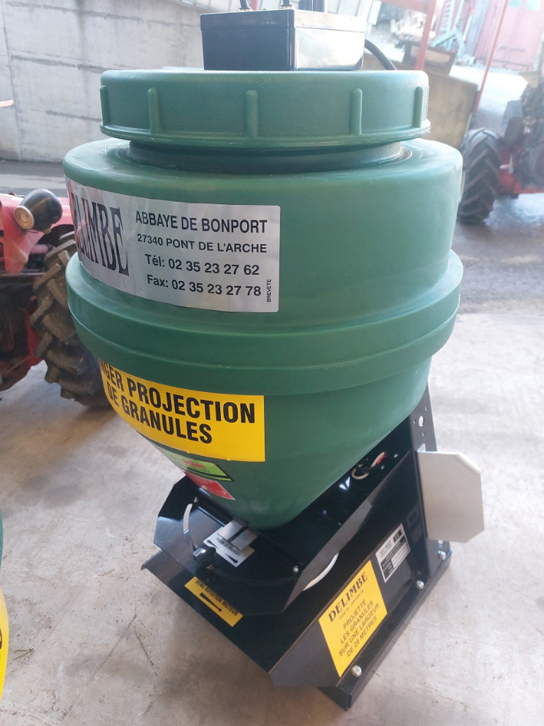 efc22c5d-5ad0-4f85-a557-654f743182ab-Delimbe T 28.3 70 litres.jpg