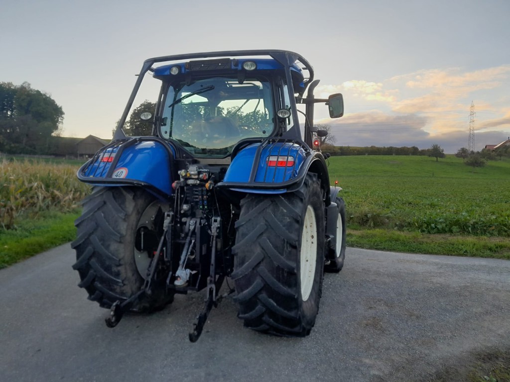 c540ce91-3c83-463a-a48a-c05a9fc49dbe-WhatsApp Image 2025-10-13 at 21.06.08 (6).jpg