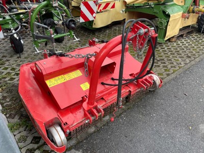 Heck- Mulcher zu Traktor