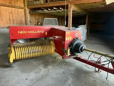 Kleinballenpresse New Holland 570