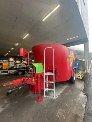 Strautmann Mischwagen