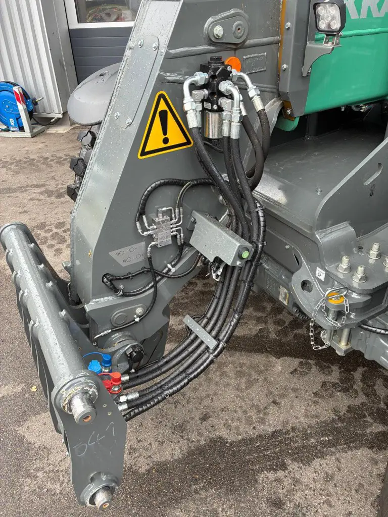 c41f59d8-94b3-4242-97c1-516f3efd8a58-WhatsApp Image 2025-11-25 at 11.jpg