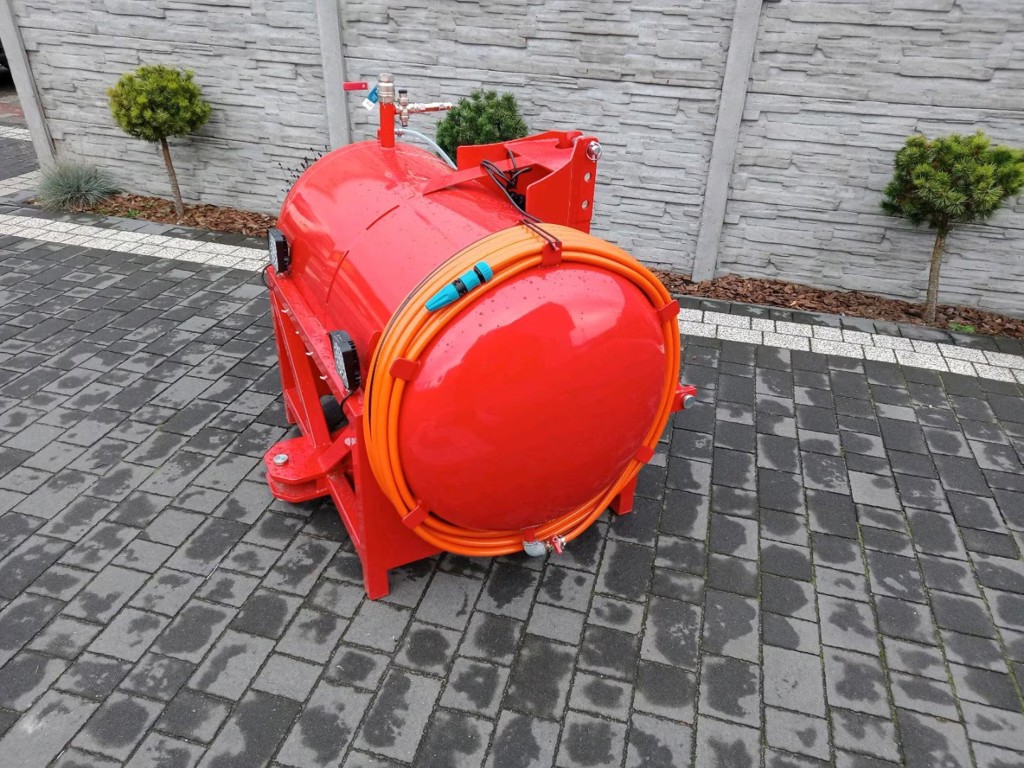 f9019712-5a3e-435a-9960-2aa7b27eab43-5 conv.jpg