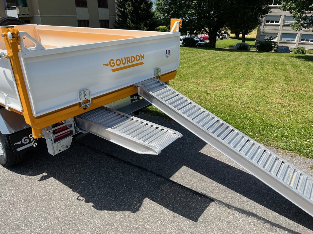 531908d8-80a7-4282-a7eb-b0f7df2d4d7c-RB35 10.png