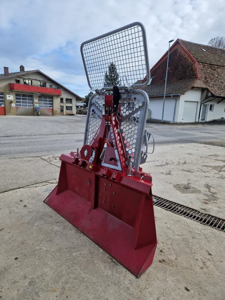 f46013ea-5023-409c-9091-fe27744bb871-treuil démo.jpg