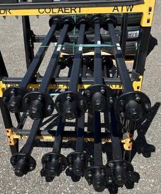 Achse und Räder für Tränkewagen, Kleinanhänger usw.