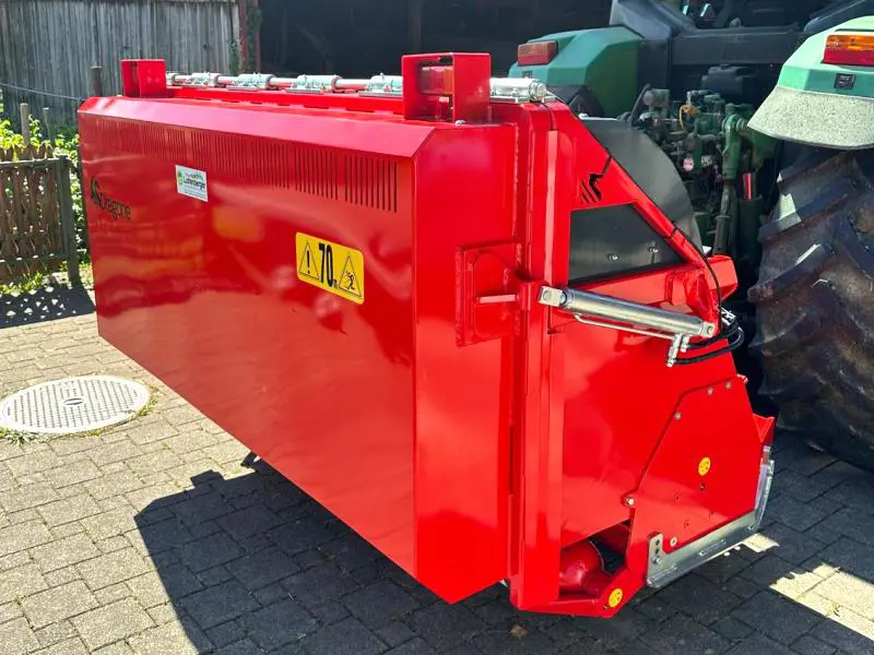 Dragone, AB 220 mit Auffangbehälter