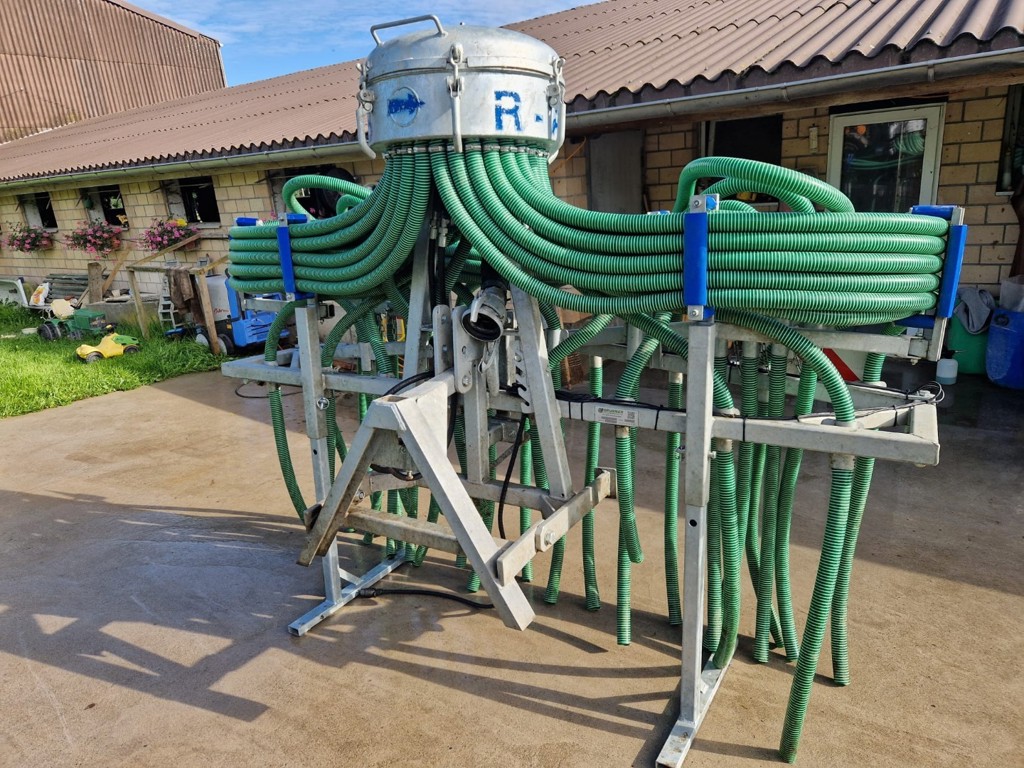 c5880668-2090-40dc-98e4-6ab921f2aad9-WhatsApp Image 2025-08-05 at 15.24.28 (1).jpg