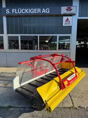 Pöttinger Mergento F 4010 Alpin Bandschwader