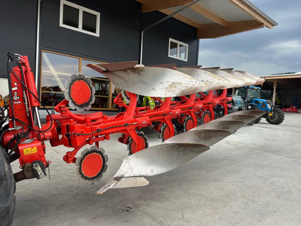 Pflug Kuhn Vari Master 123 mit T Riester 5 Schar