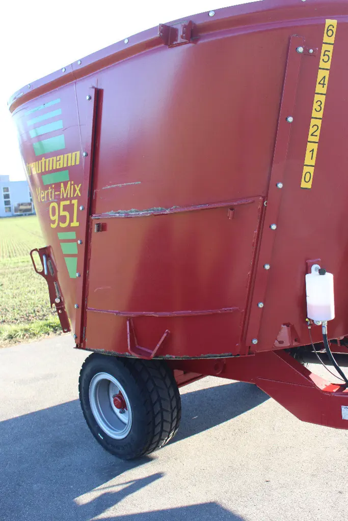 de734018-7202-4bde-83df-2adaea0ec30b-Verti-Mix_951x632 (9).jpg